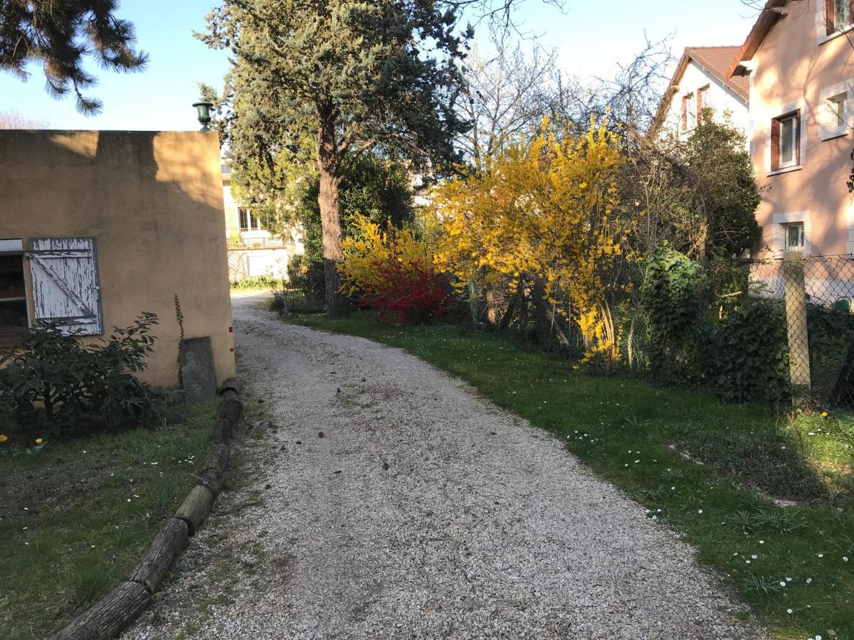 Studio Fond De Jardin Palaiseau Exterior foto