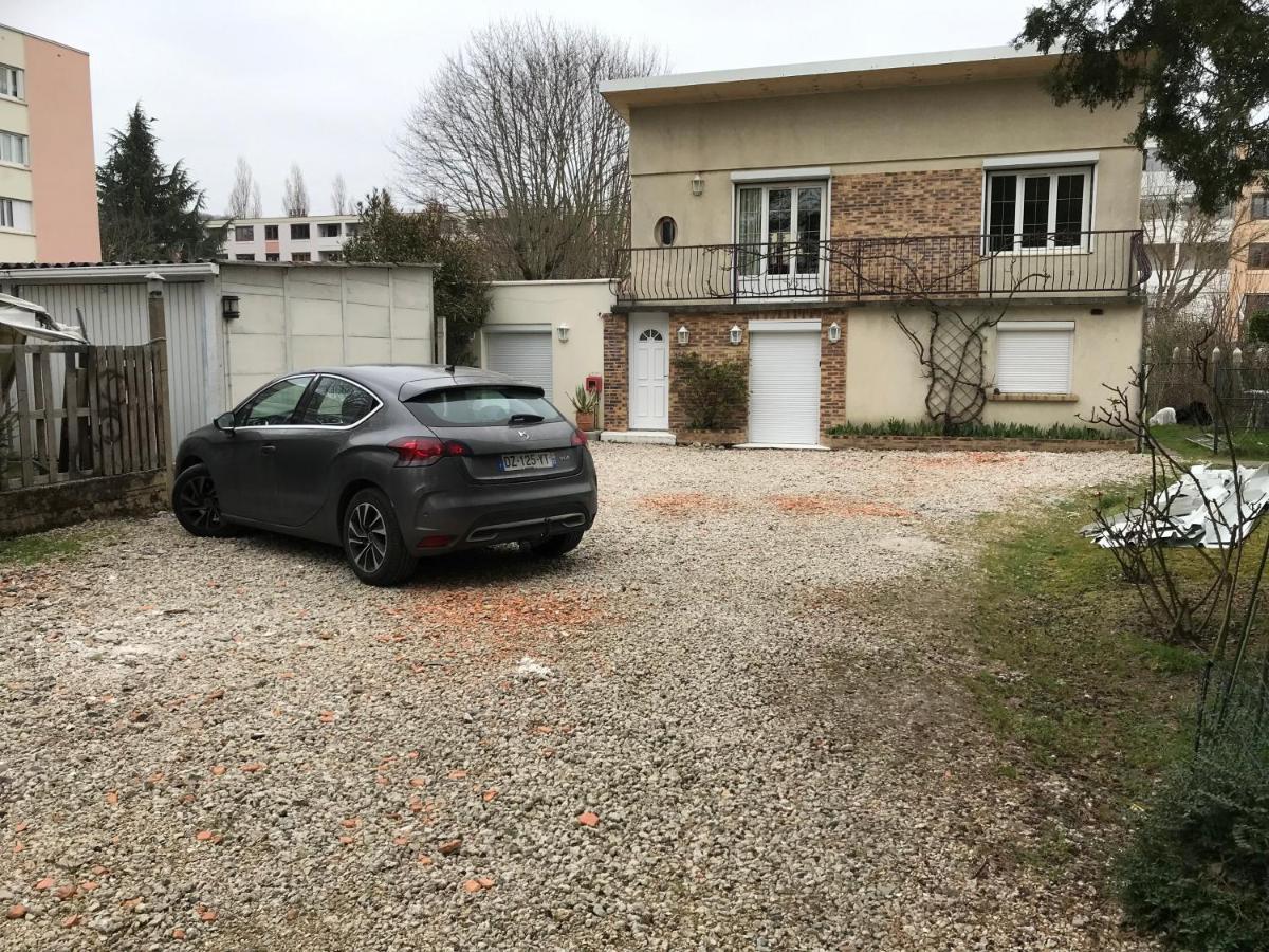Studio Fond De Jardin Palaiseau Exterior foto